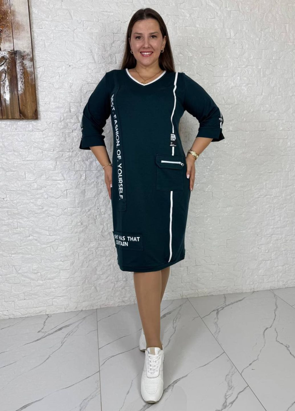 Изумрудное повседневный изысканное повседневное меди платье с накатом и лампасами Tik-Tak с надписью