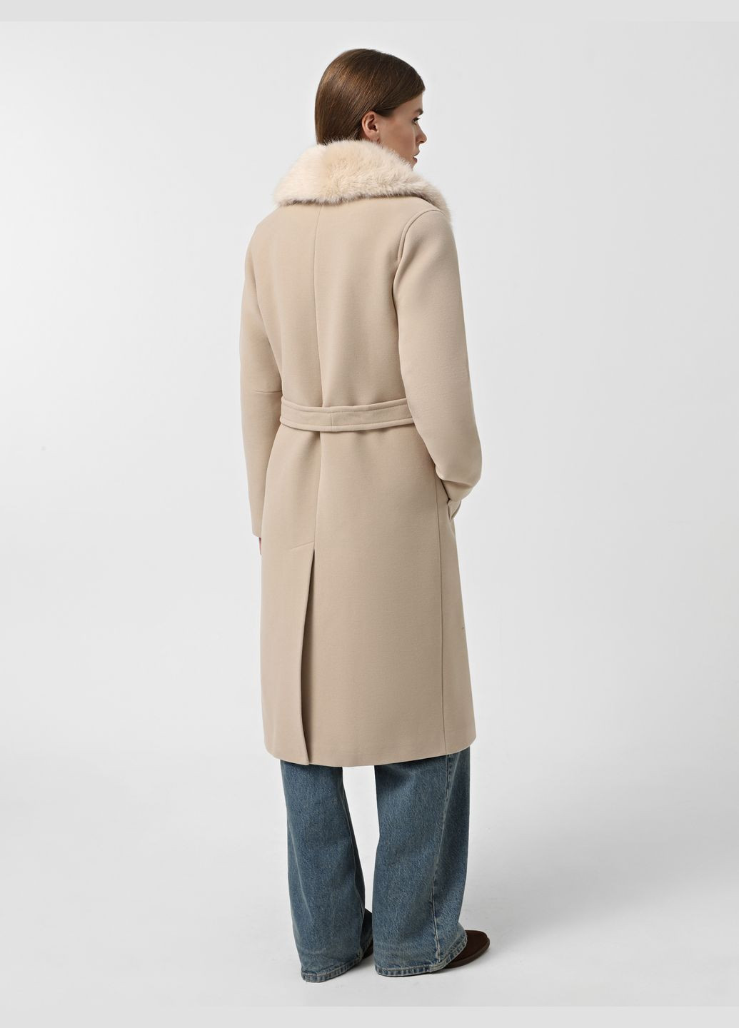 Белое зимнее Пальто зимнее белое 1977WT двубортное DANNA