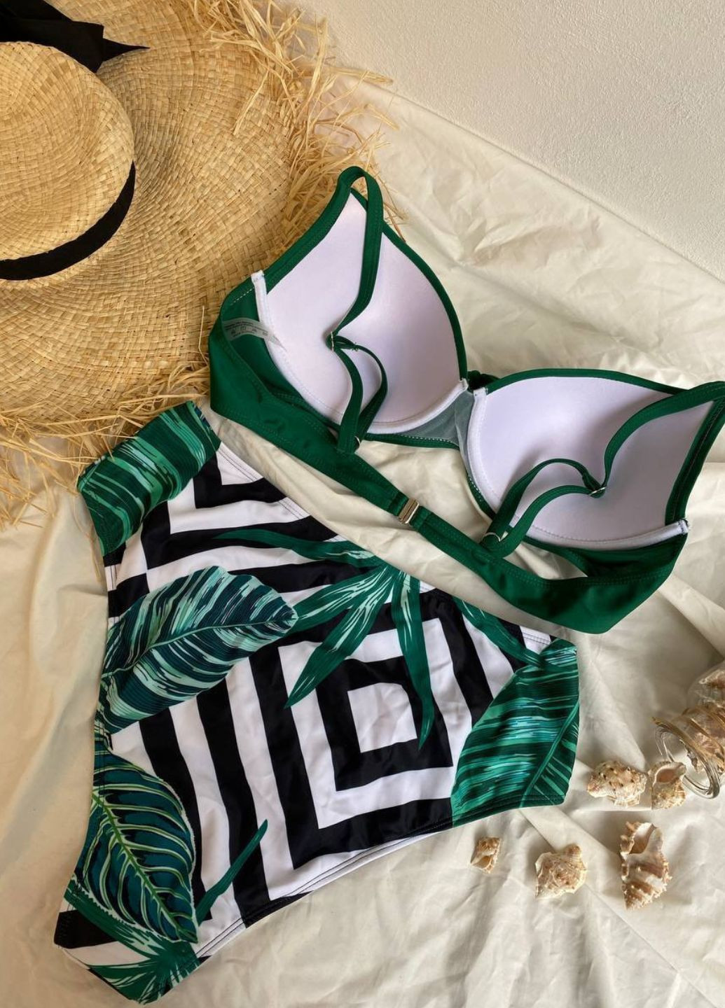 Зелений демісезонний жіночий купальник роздільний No Brand