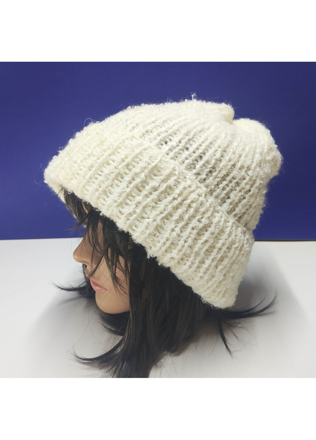 Жіноча шапка ручної роботи від, біла букле з відворотом, 50–58 см PRIGRIZ (369165137)
