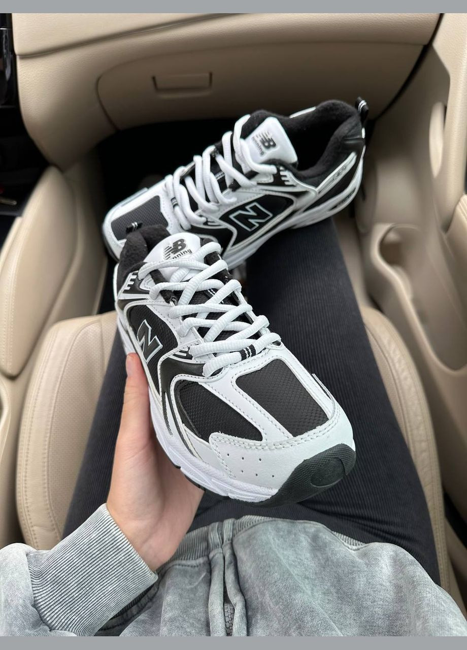 Черно-белые зимние кроссовки зимние мужские и женские new balance 530 winter black white fleece | нью беланс 530 черно-белые с флисом No Brand