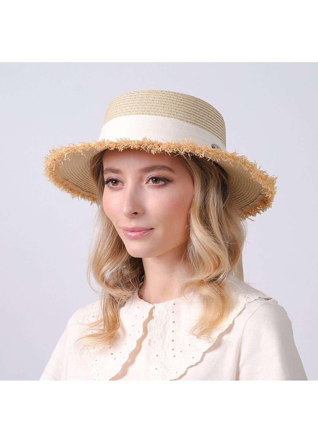 Капелюх канотьє жіночий зі стрічкою-бантом папір бежевий ПАМЕЛА LuckyLOOK 734-388 (323212790)