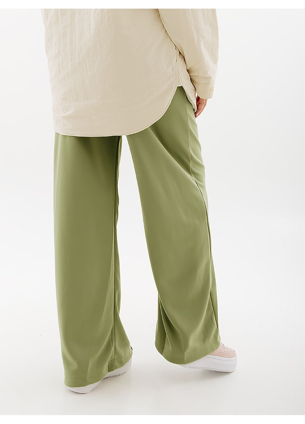 Жіночі Штани HR WIDE PANT Зелений Nike (282316999)