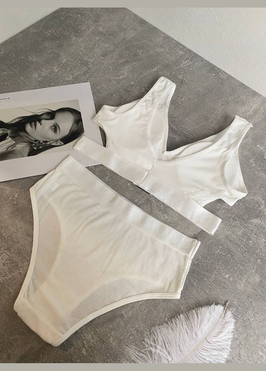 Белый демисезонный самый удобный комплект нижнего белья Stylish Touch