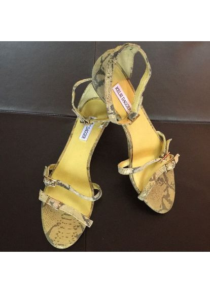 Желтые босоножки 39 Kelsi Dagger