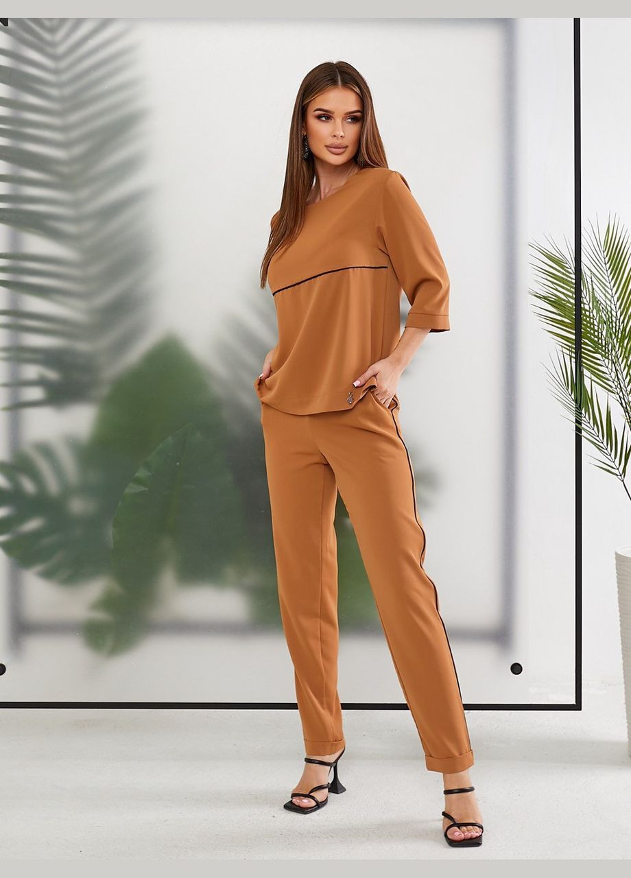 Стильний універсальний костюм зі смужкою No Brand (325403398)