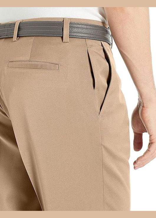 Штани Regular Fit з вологовідвідної тканини для чоловіка AE1906304 бежевий Amazon Essentials (275531867)
