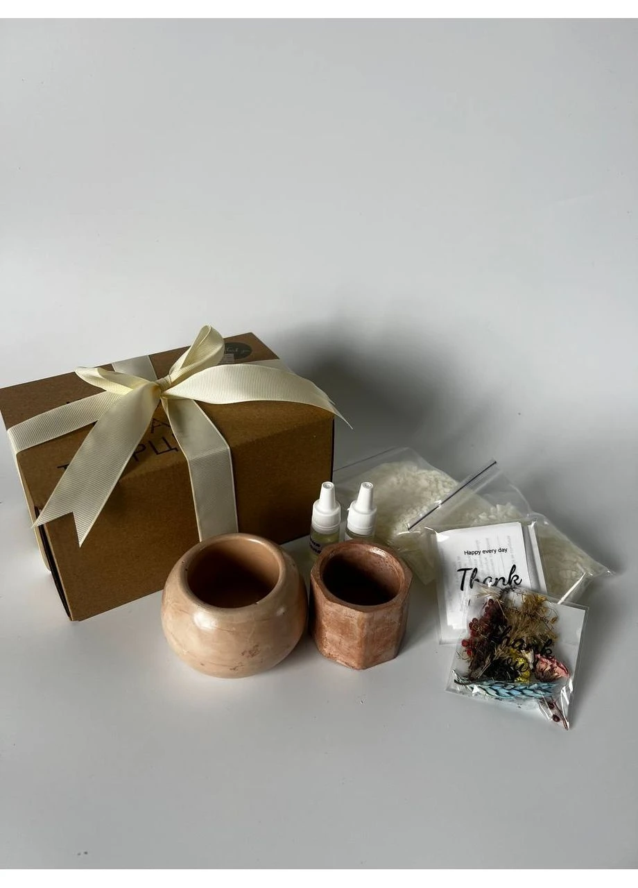 Подарунковий набір для створеня 2х свічок коричневий Hand Made (389067519)