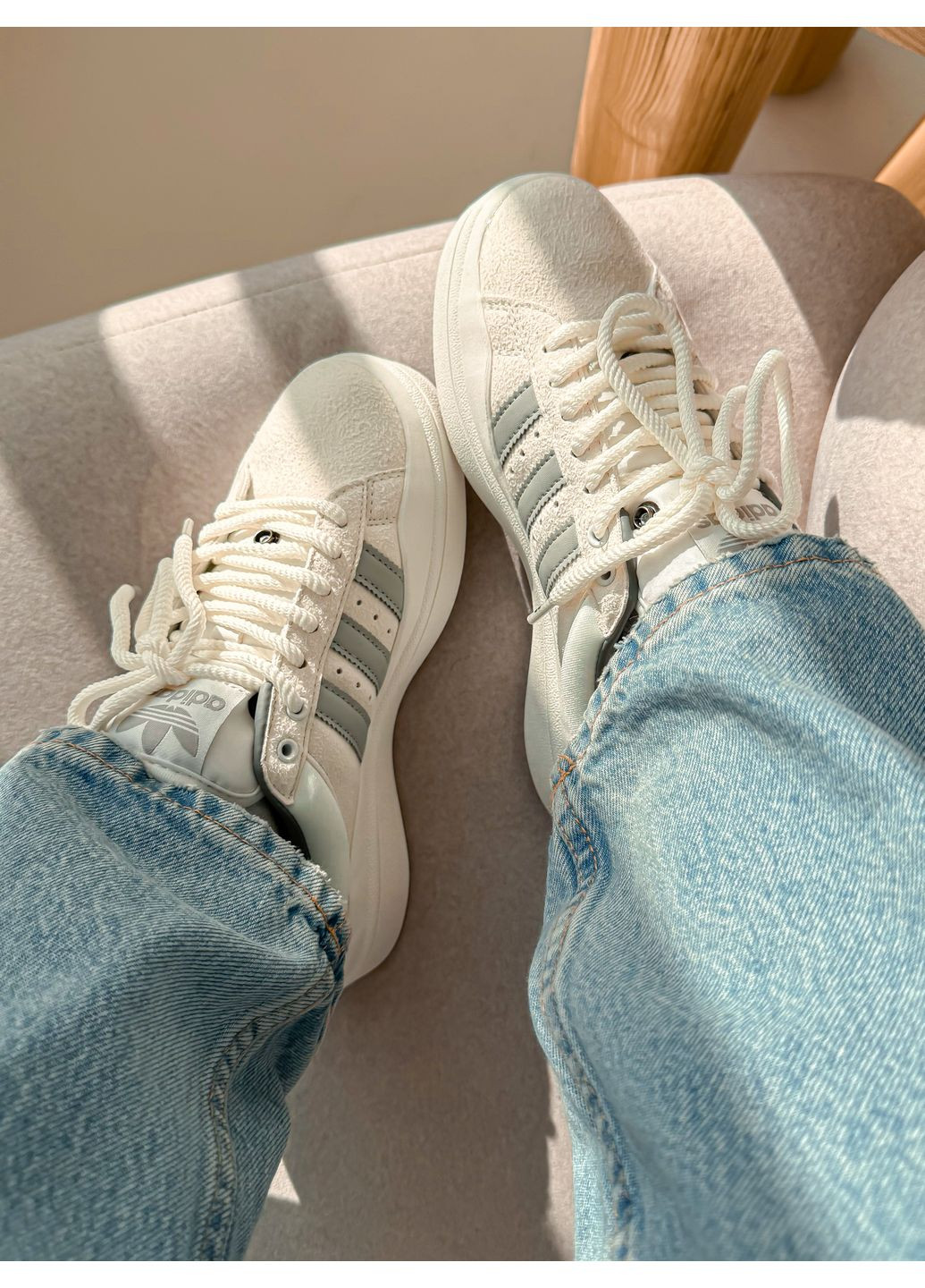 Кросівки жіночі Adidas Campus x Bad Bunny White Grey | Адідас Кампус Бед Банні білі No Brand білі демісезони (348419315)