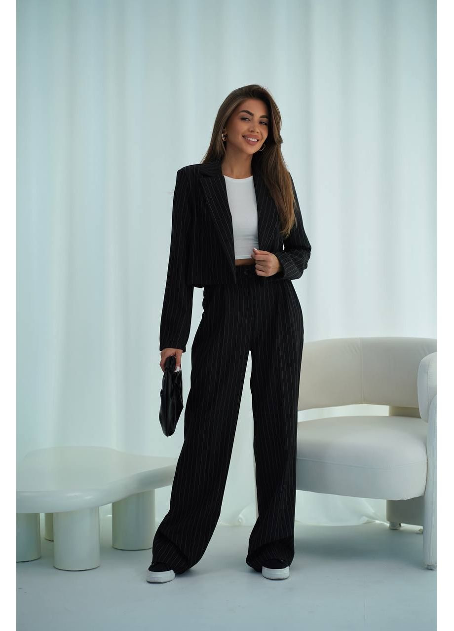 Женский брючный костюм в полоску с укороченным пиджаком MonCher (353689647)