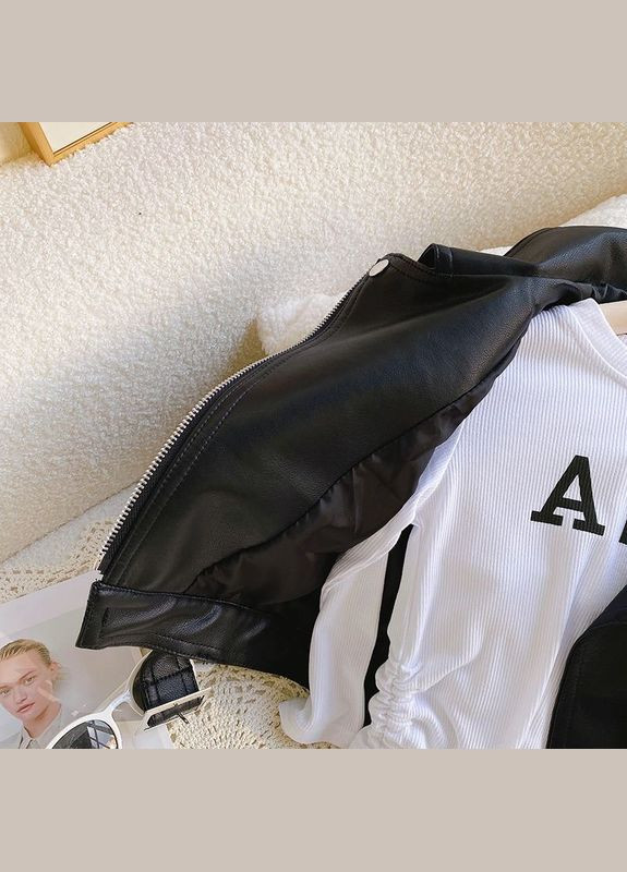 Черная демисезонная куртка-косуха с ремнём косуха BabyStyle