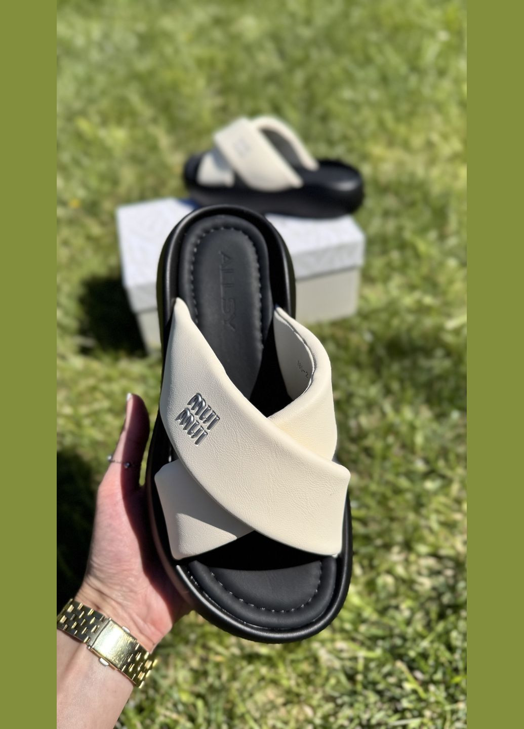 Цветные шлепанцы ALLSY