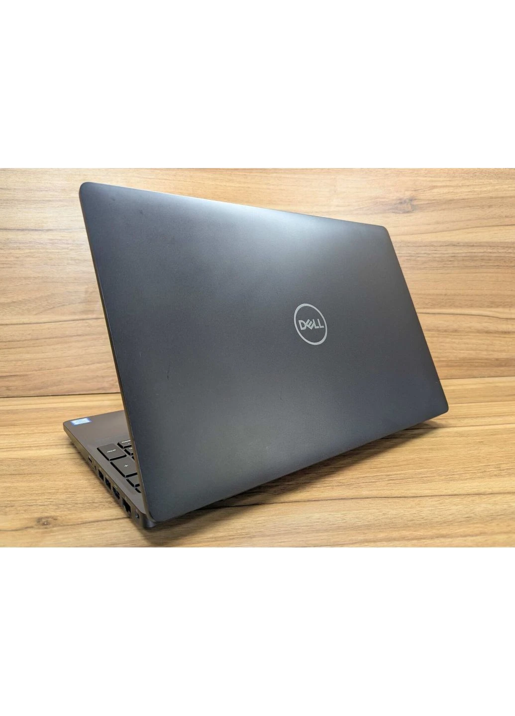 Ультрабук Latitude 5500 / 15.6" (1920x1080) IPS / intel Core i7-8665U (4 (8) ядра по 1.9 - 4.8 GHz) / 16 GB DDR4 / 512 GB SSD / Dell (398131047)