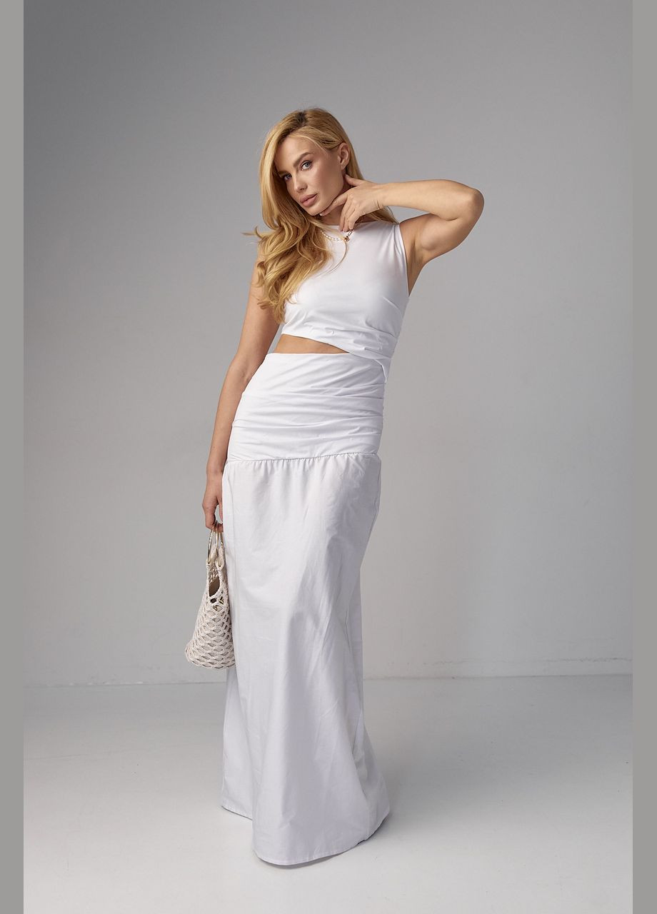 Белое платье макси с драпировкой и вырезом на талии Lurex