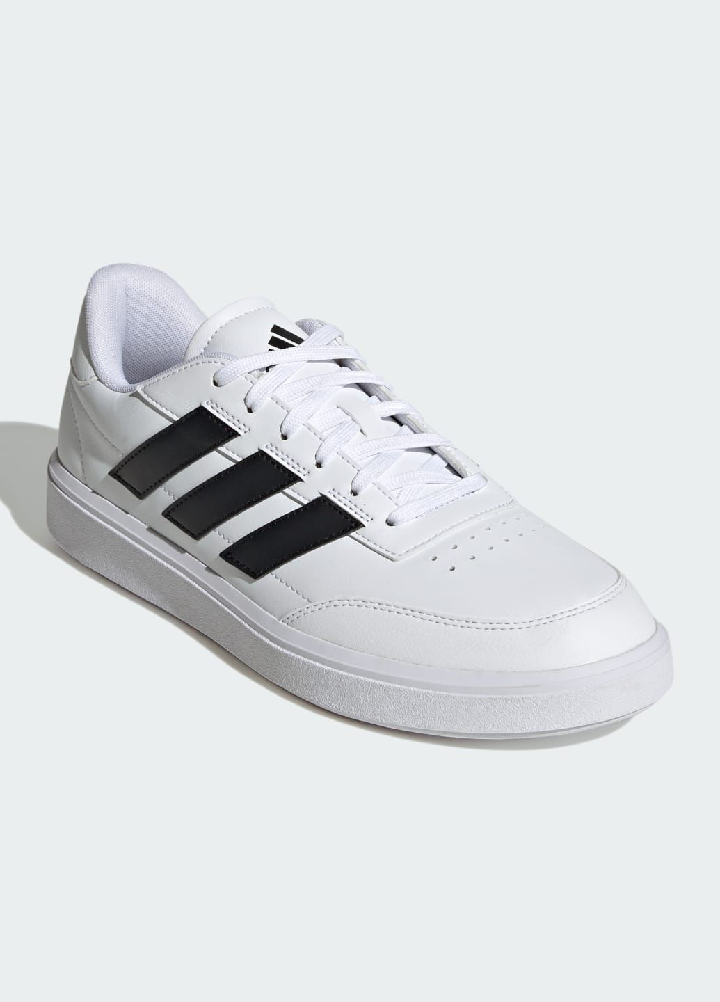 Белые всесезонные кроссовки courtblock adidas
