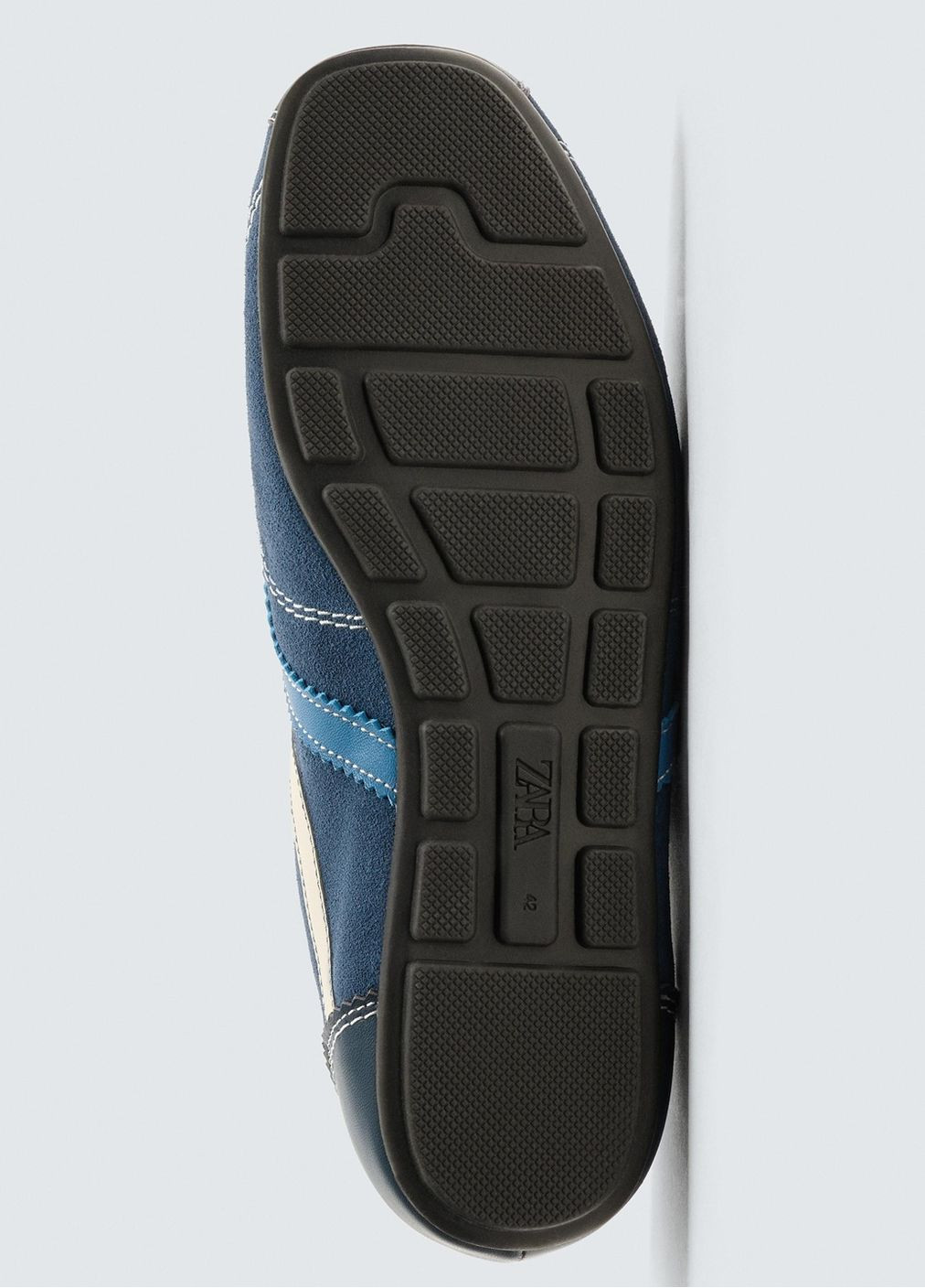 Синие демисезонные кроссовки Zara