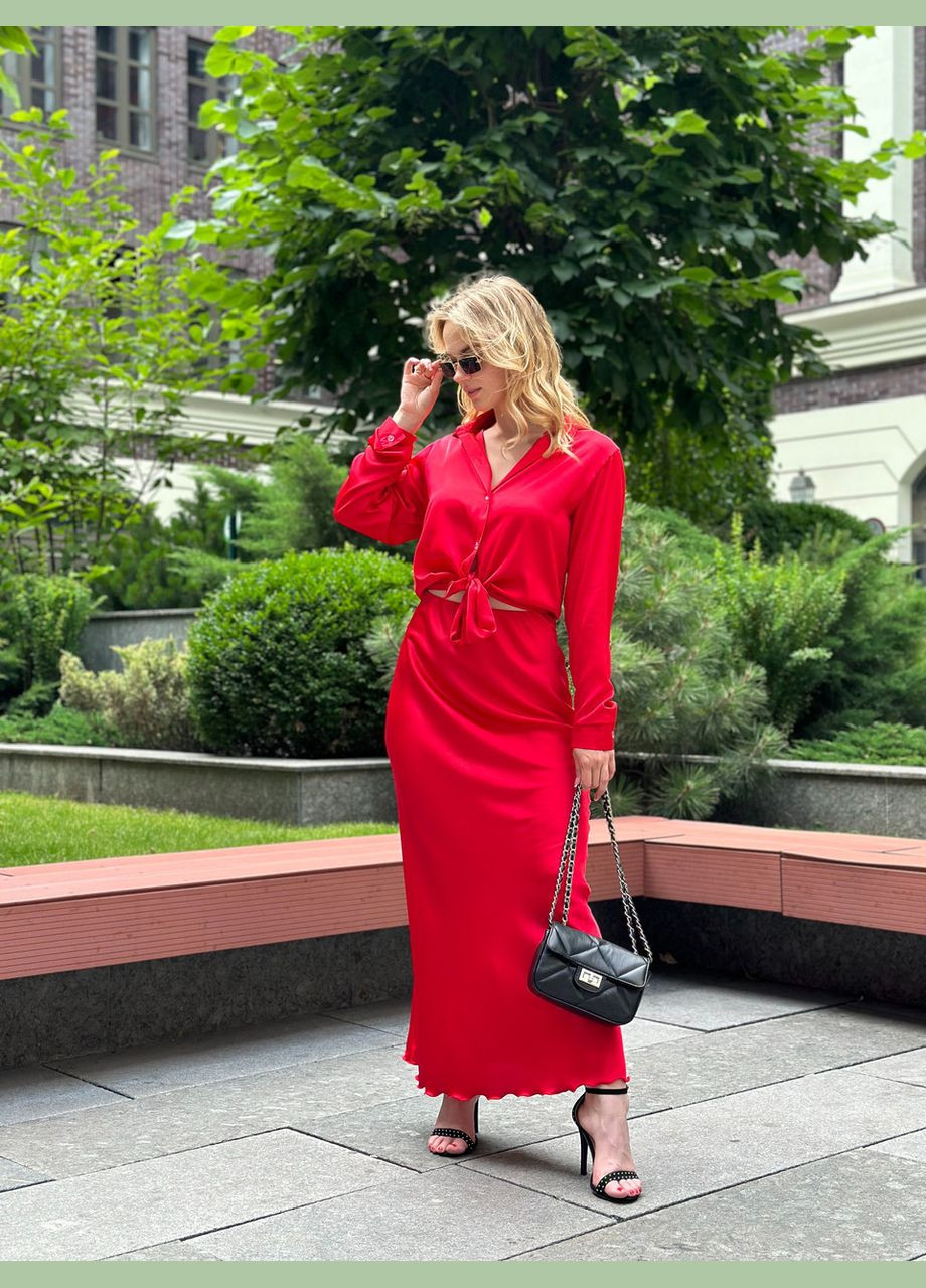 Красная женская блуза из шелка армани красный Maybel