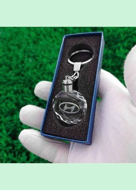 Брелок автомобильный на ключе Хюндай авто брелок с логотипом Hyundai с подсветкой (R051073) GF (333707578)