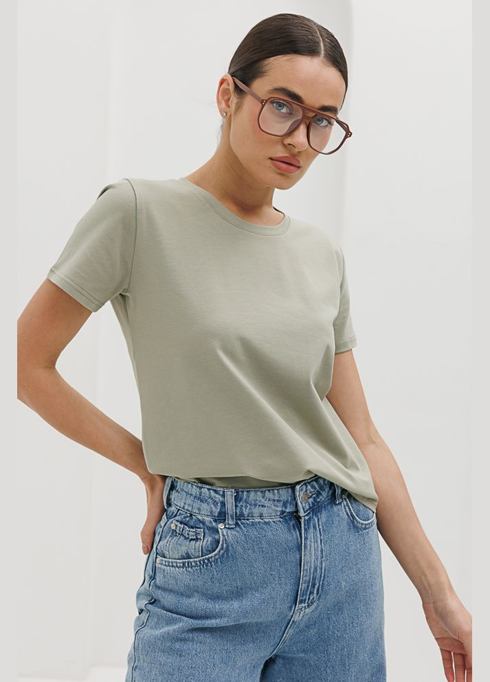 Оливковая базовая женская футболка оливкового цвета Arjen