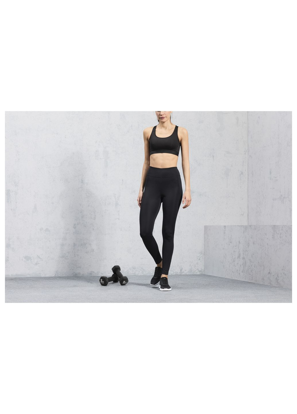 Черные демисезонные спортивные леггинсы с карманом для ключей для женщины lycra® 418987 Crivit