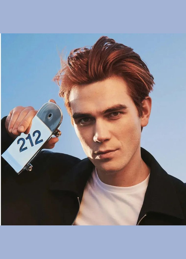 Carolina Herrera 212 Men Heroes Forever Young туалетна вода 100 ml. No Brand (301266387)