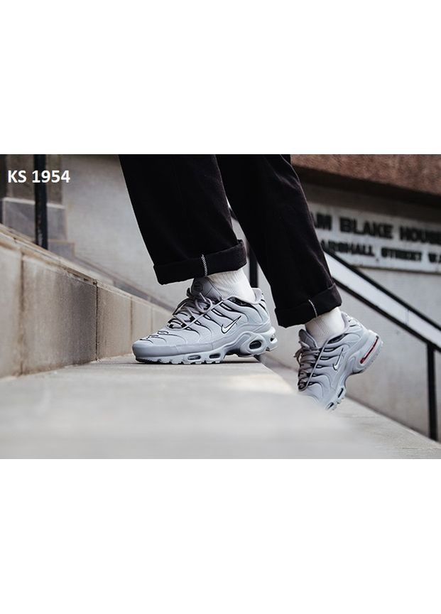 Серые демисезонные кроссовки мужские nike air max plus wolf grey найк аир макс тн плюс No Brand