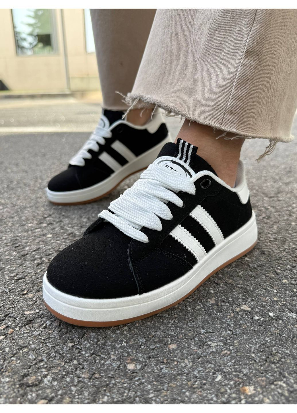 Черно-белые кеды Vakko