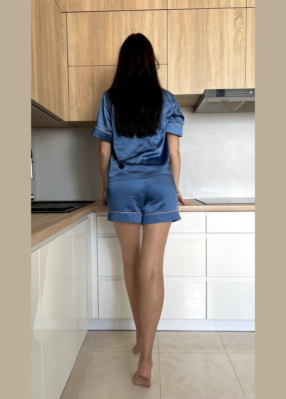 Синя всесезон жіноча шовкова піжама з шортами та кофтою 2 Льва