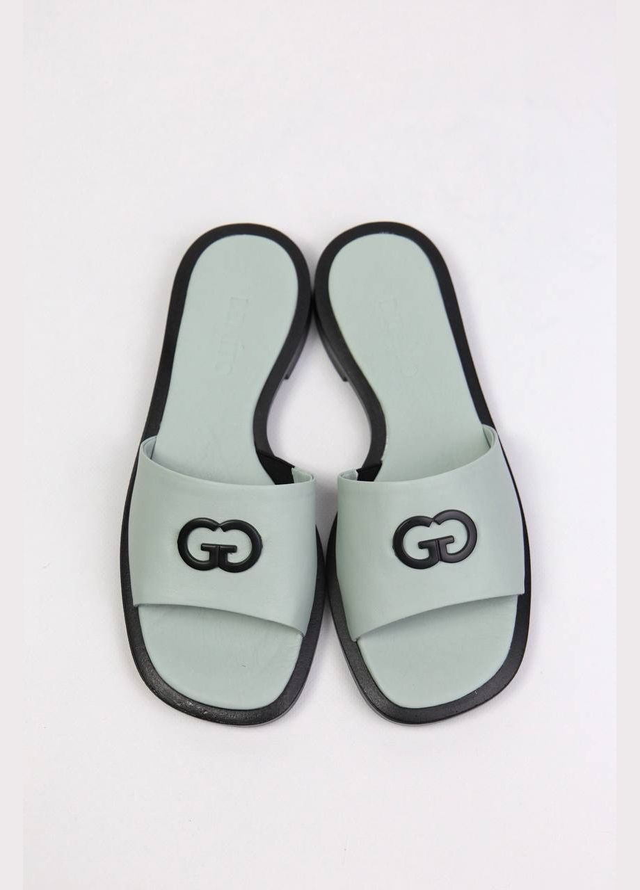 Мятные шлепанци Benito