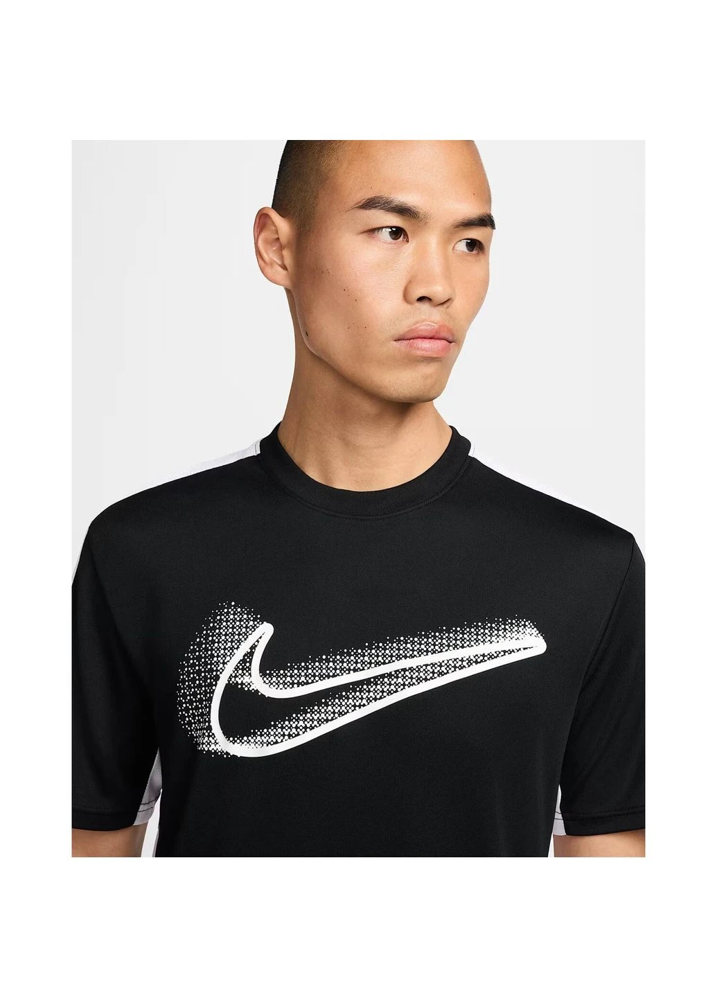 Черная футболка черно-белая fz0408-010 Nike ACADEMY DRI-FIT