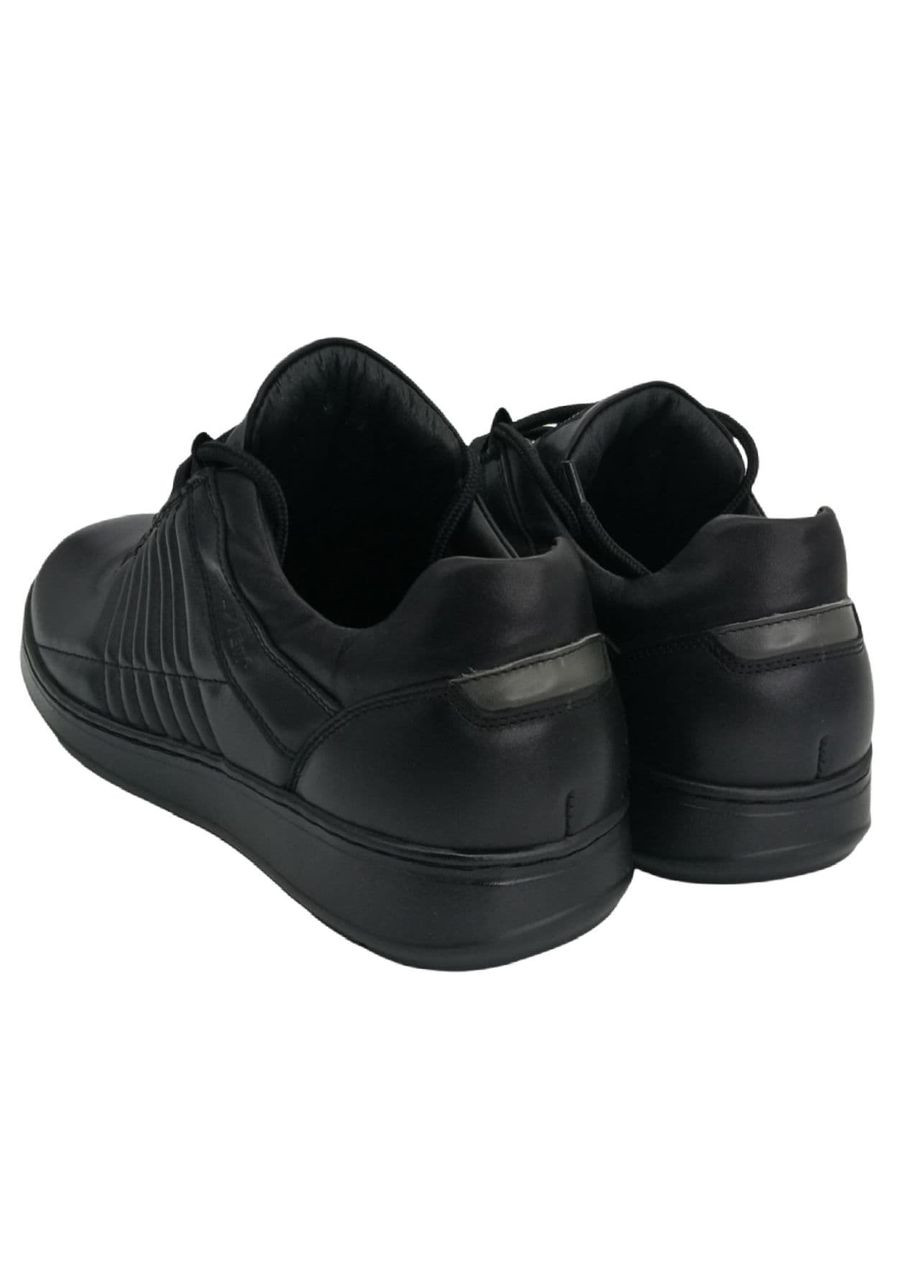 Чорні всесезон кросівки (р) шкіра 0-2-2-7986 Stepter
