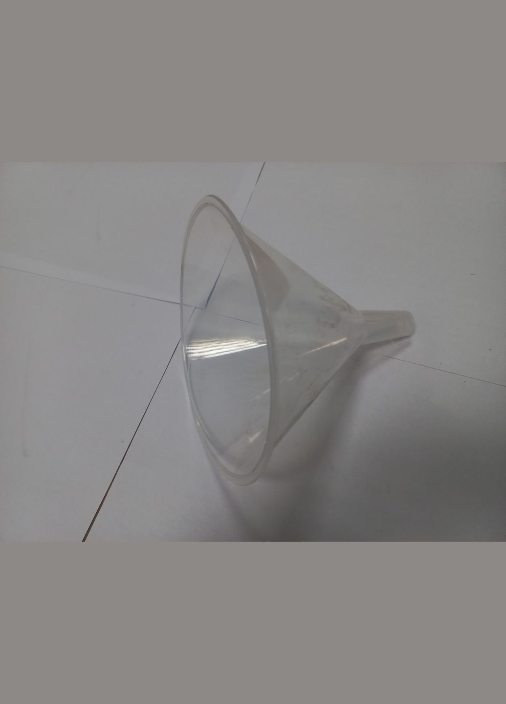 Воронка лейка пластиковая, диаметр 7,5 см No Brand (299898356)