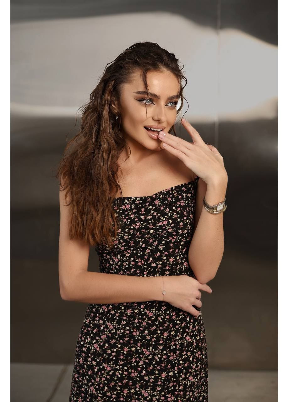 Чорна повсякденний легка сукня на бретелях з квітковим принтом і розрізом Україна