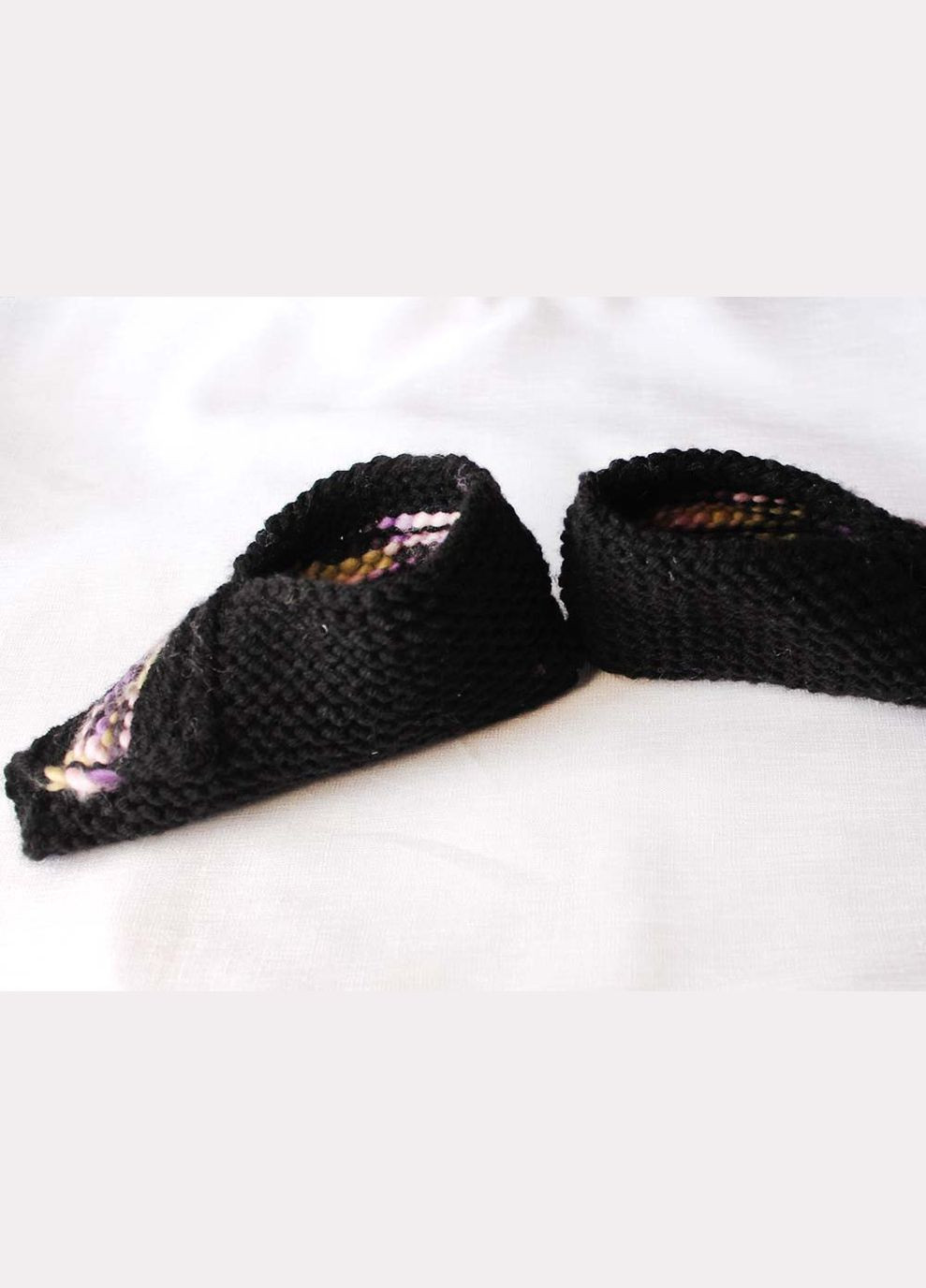 Тапочки домашние, вязаные, хендмейд, черные с цветными вставками, Украина (размер 37-38) Ярослав (356518868)