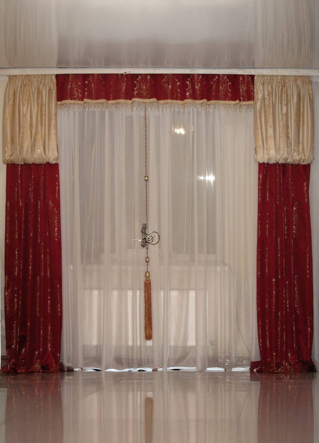 Комплект штор и ламбрекен со стеклярусом карниз 300см терракотовый с золотистым (70_1_3м) Firanka Damask (334732343)