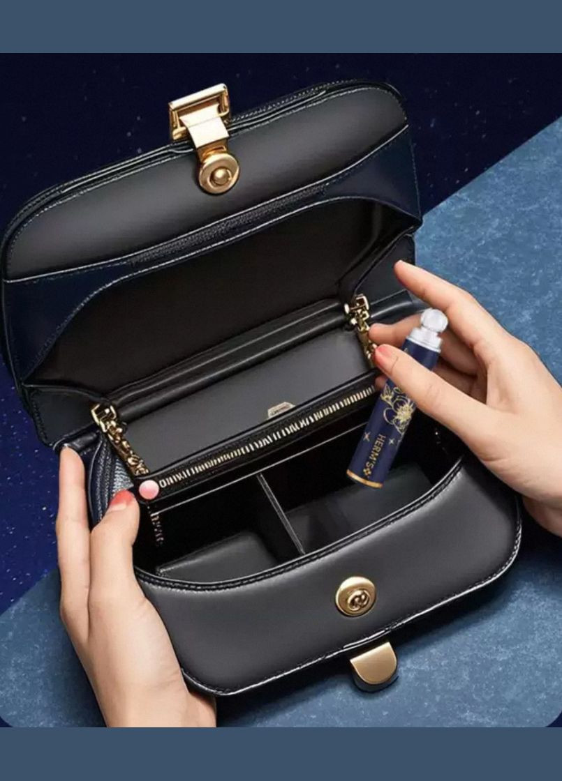 Зубна щітка складана портативна для подорожей у дорогу, подарункова в коробці біла No Brand (339111061)