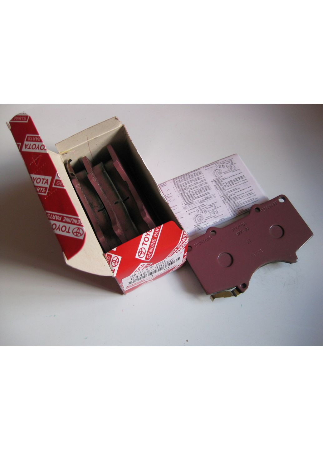 Колодки гальмівні передні, оригінал, 04465-35290, LC Prado 120, Lexus GX, Pajero IV Toyota (362474097)