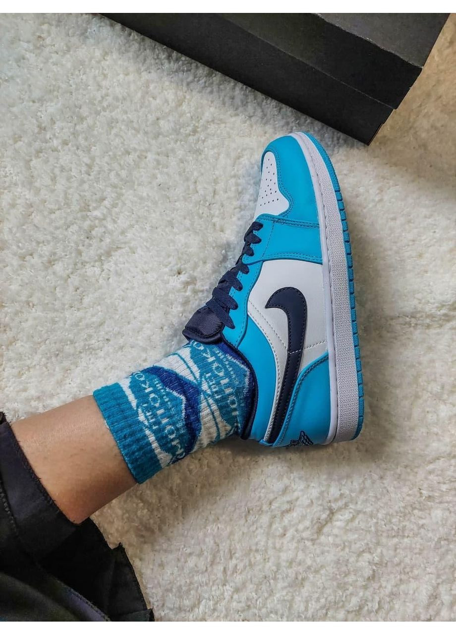 Черные демисезонные кроссовки мужские nike air jordan retro 1 low blue white black найк аир джордан No Brand