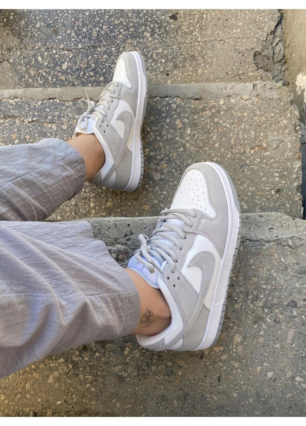 Серые демисезонные кроссовки мужские nike dunk low white grey найк сб данк No Brand