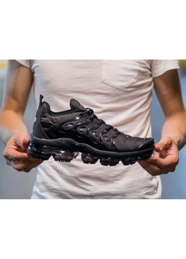 Кросівки жіночі Nike Air VaporMax Plus Triple Black 924453-004 No Brand чорні демісезони (362206610)