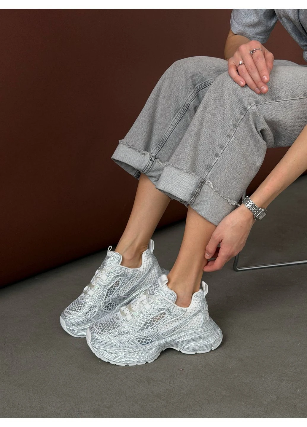 Бежевые кожаные шлепанцы No Brand