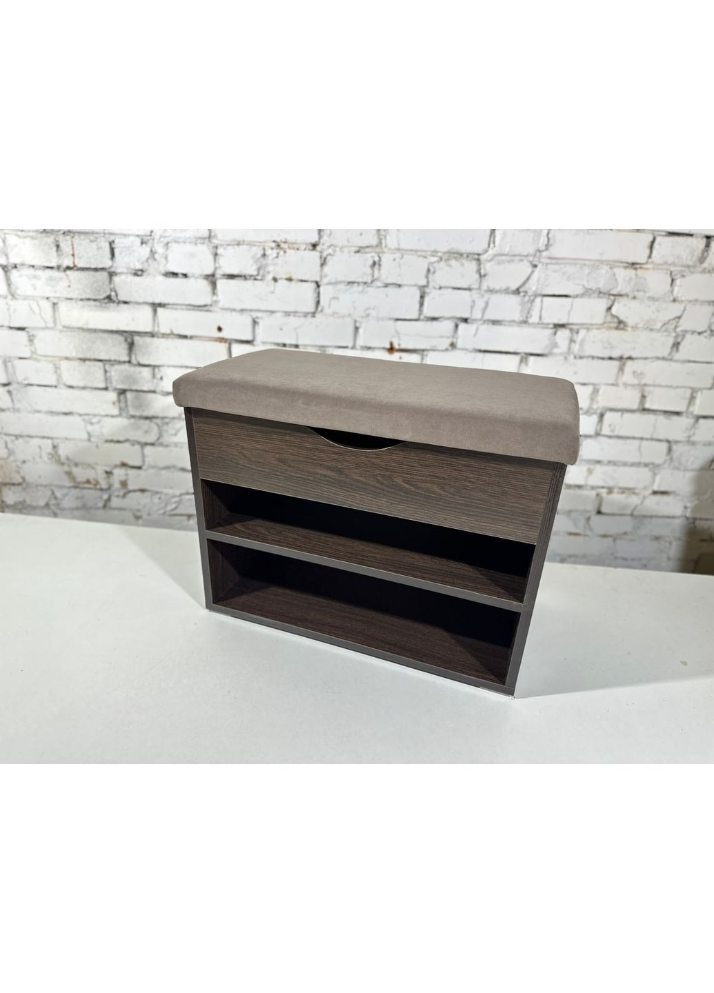 Банкетка для обуви в прихожую. Верхняя часть открывается. ДСП Венге. Ткань капучино. Шириной 80см. No Brand (369559555)