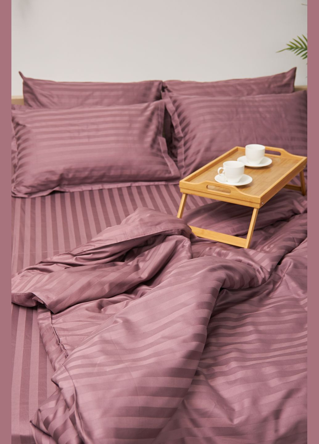 Комплект постельного белья полуторный евро 160х220 наволочки 4х50х70 Satin Stripe (MS-820000548) Moon&Star Garnet (284416455)