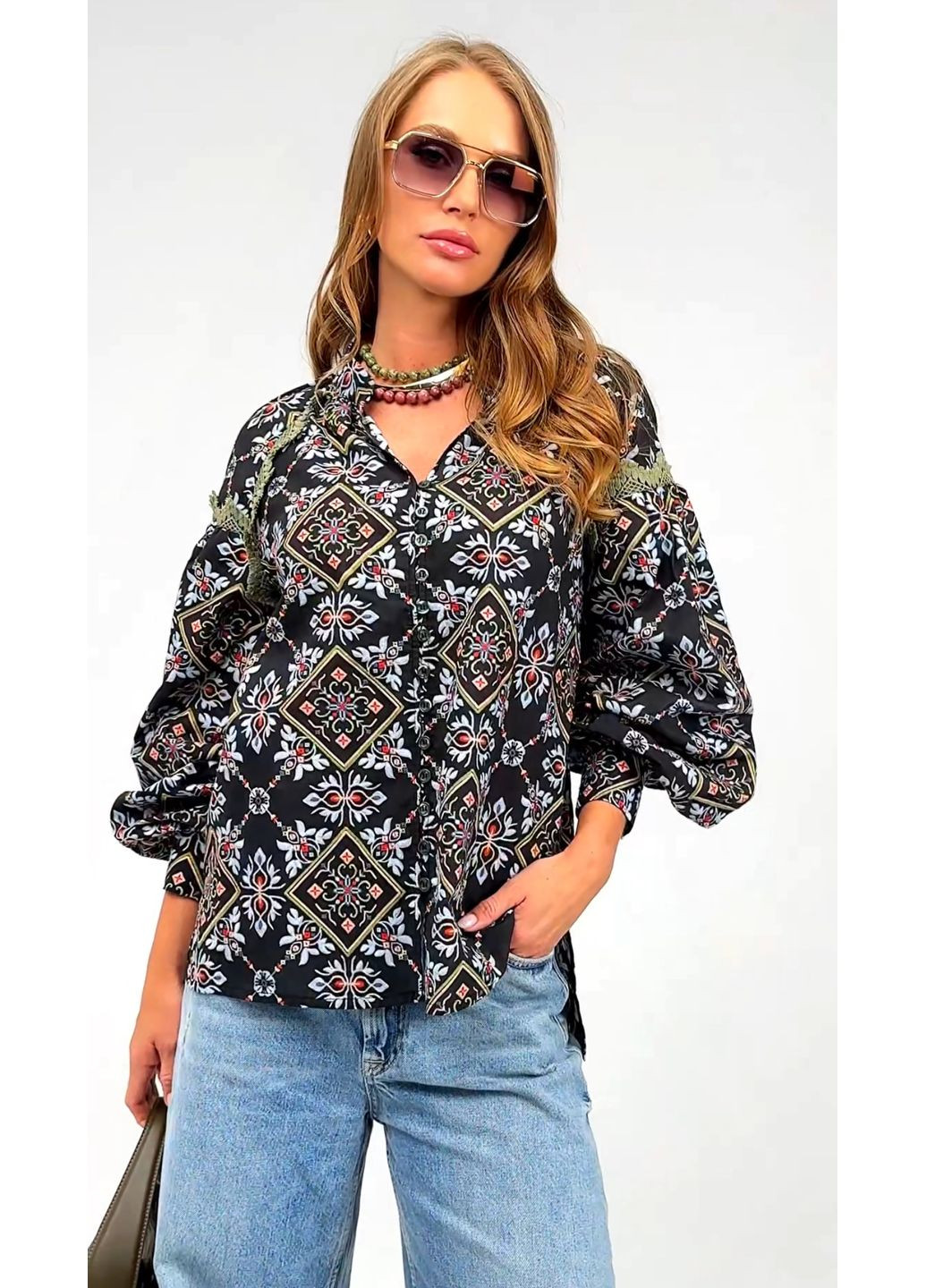 Чёрная эксклюзивная вышиванка с вышивкой по принту - ua54 / eu48 Iren Klairie