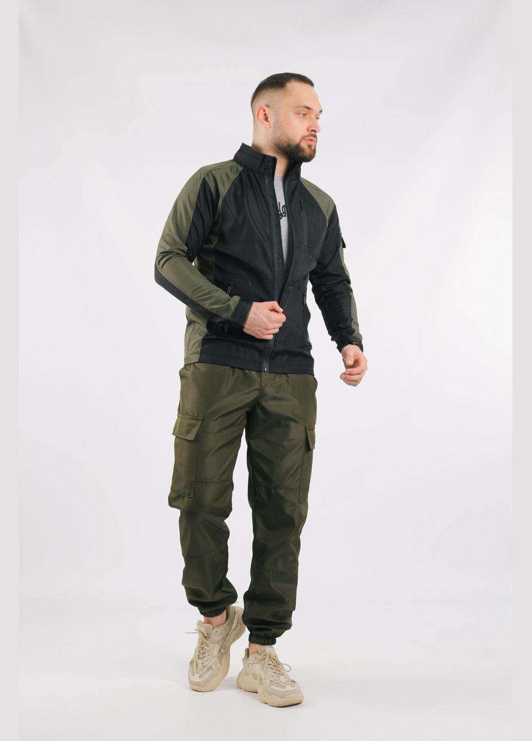 Оливковий (хакі) демісезонний чоловічий костюм No Brand