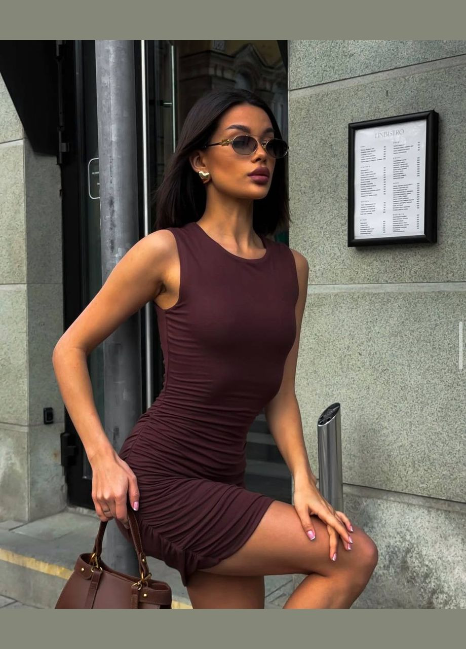 Коричневое повседневный женское приталенное платье Avanti однотонное