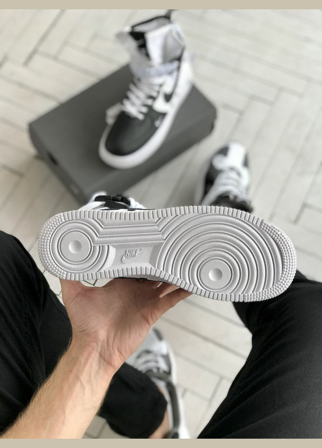 Чорно-білі всесезон кросівки чоловічі nike air force 1 sf black white | найк аір форс 1 сф чорно-білі No Brand