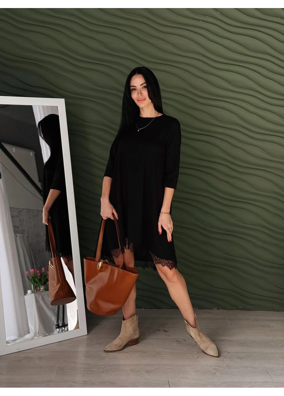 Чорна сукня трапеція з мереживом Fashion Girl