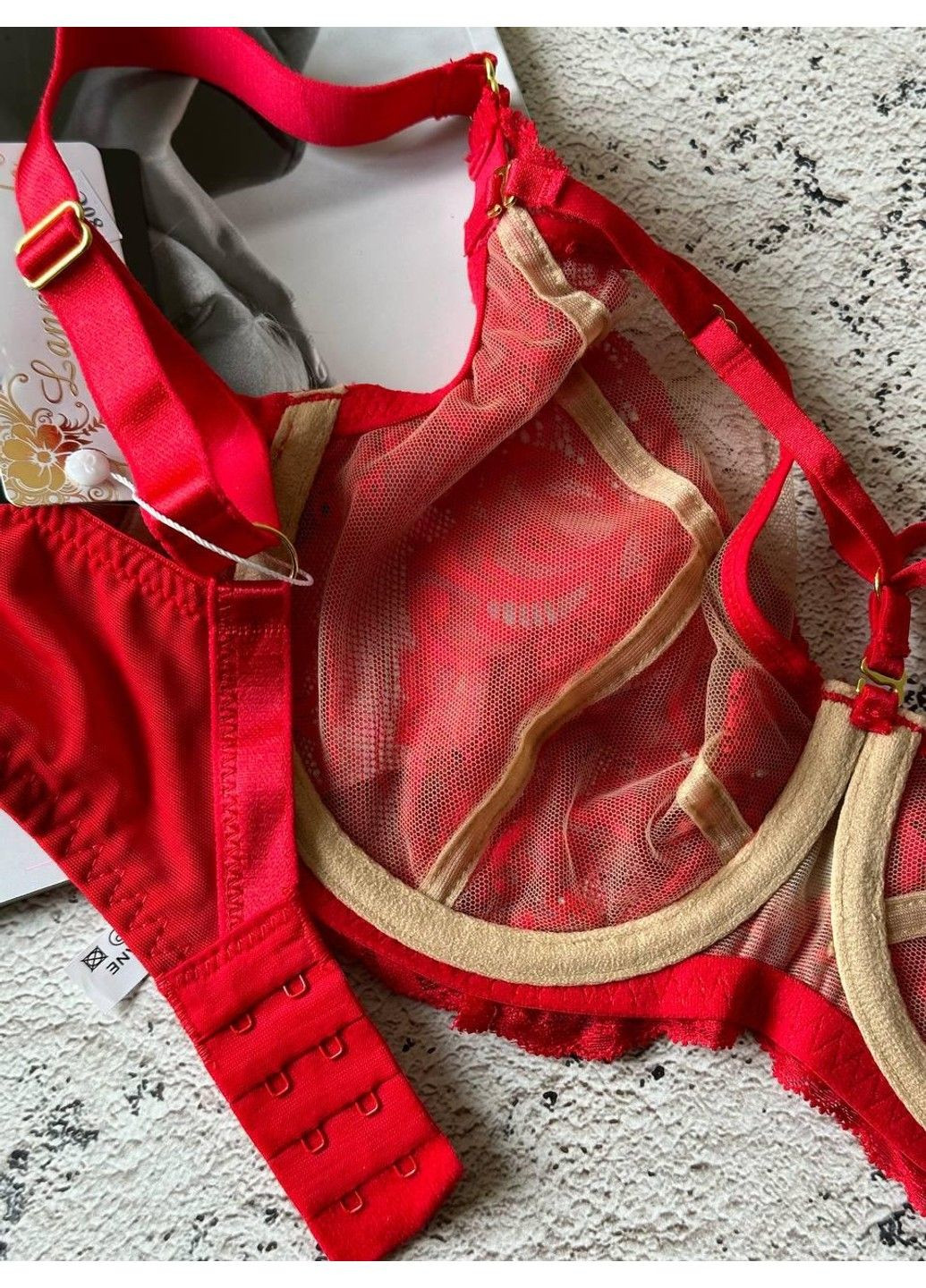 Красный красный тонкий бюстгальтер без поролона со стрепами Lanny Mode