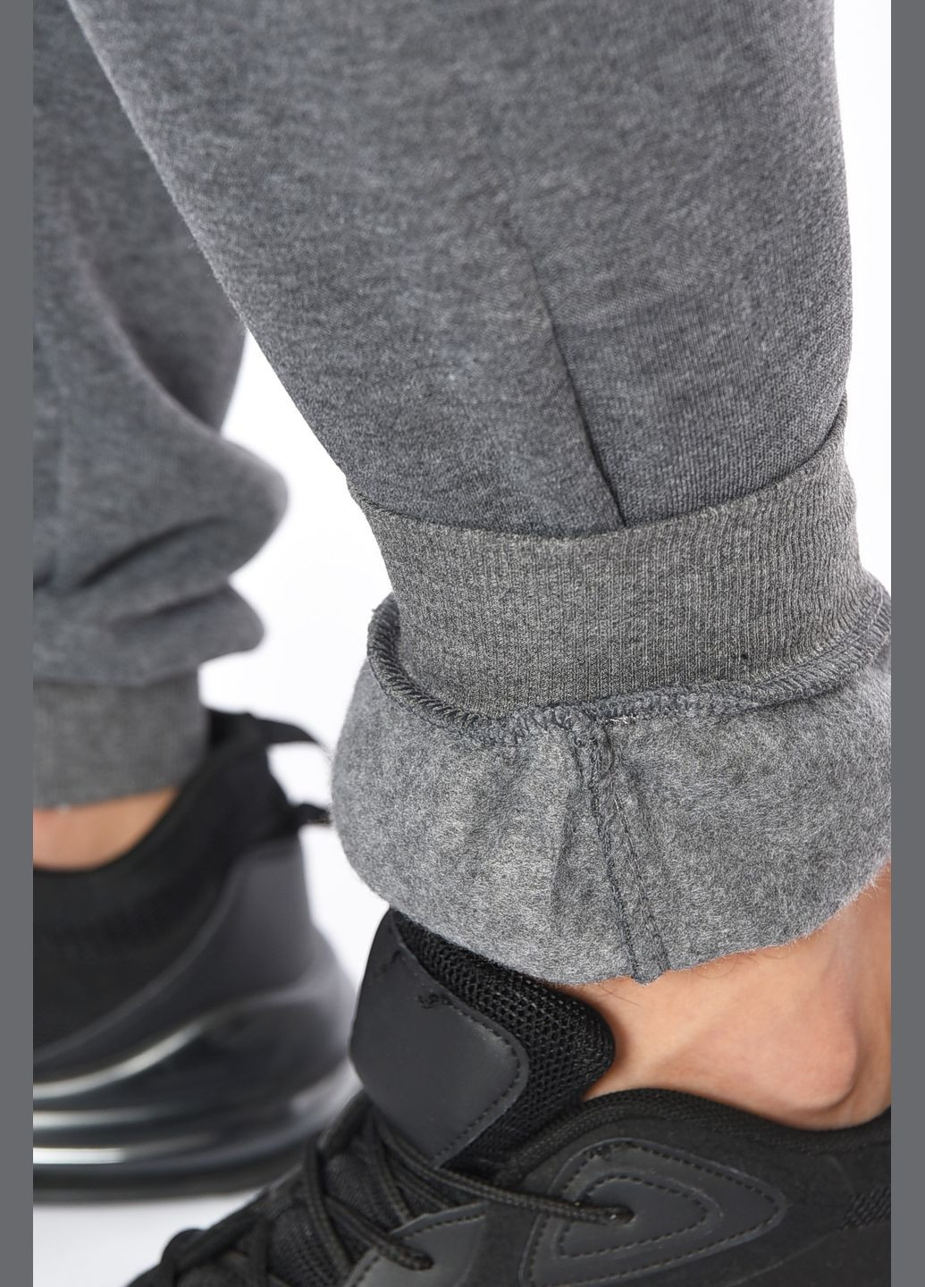 Спортивні штани чоловічі на флісі сірого кольору Let's Shop (305296641)